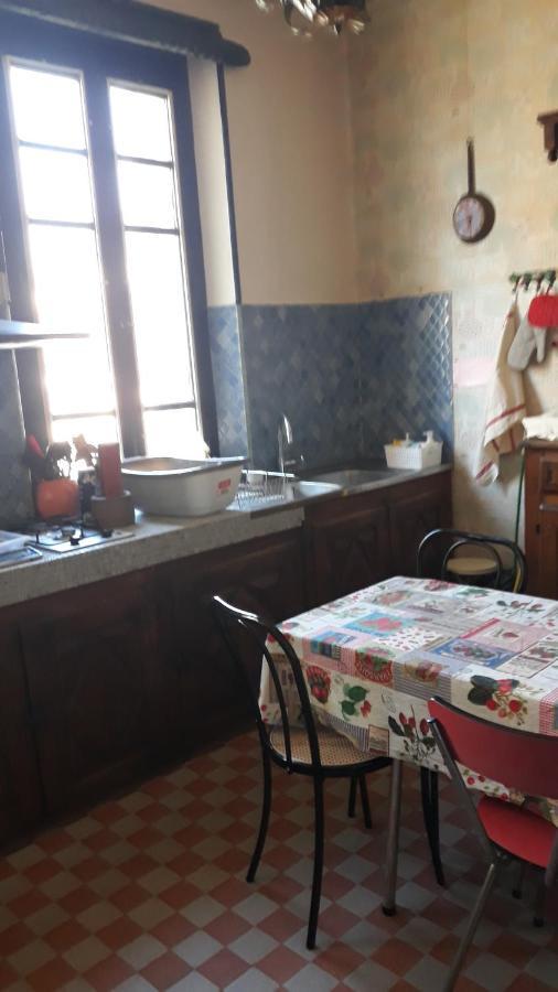 Chez Virginie - Chambre Du Bourg Lourdes Luaran gambar