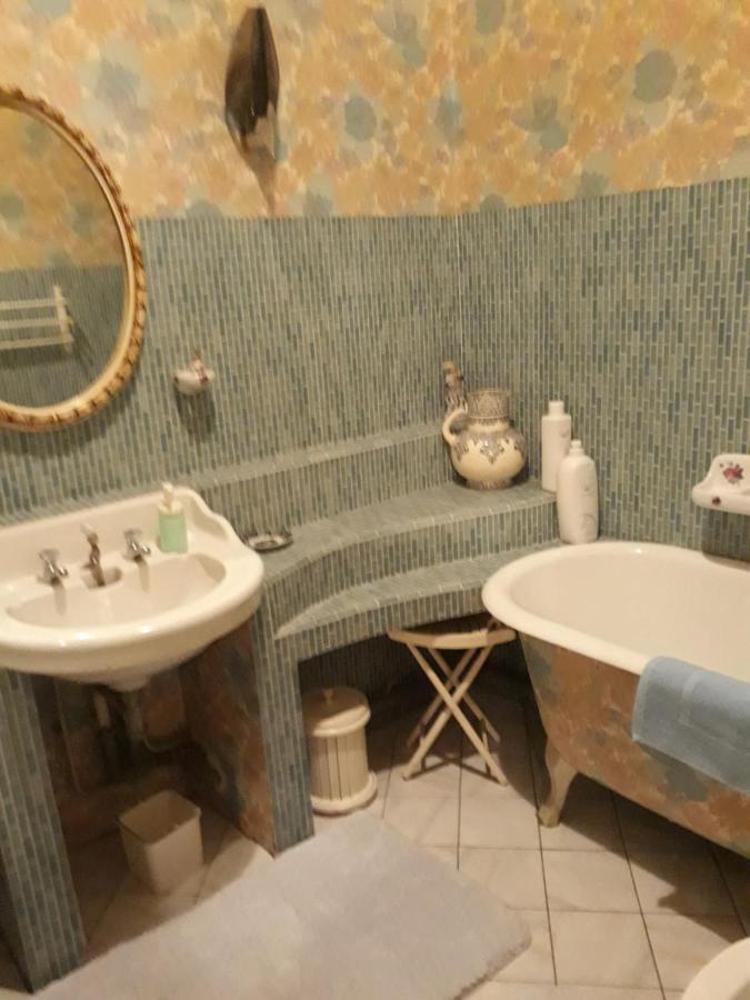 Chez Virginie - Chambre Du Bourg Lourdes Luaran gambar