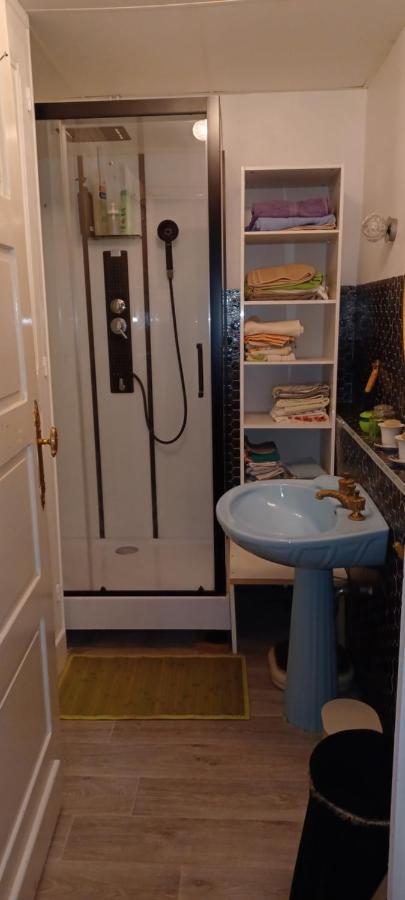 Chez Virginie - Chambre Du Bourg Lourdes Luaran gambar